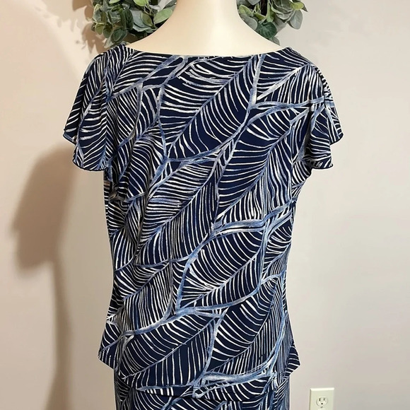 Express 2 piece skirt set leaf print L - Picture 5 of 16